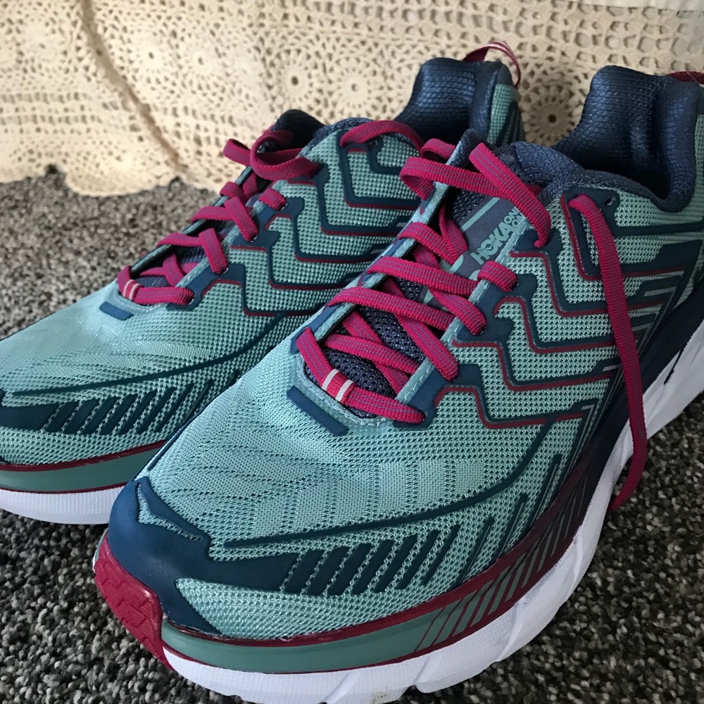 Hoka one one indigo vintage Clifton 4 comfort